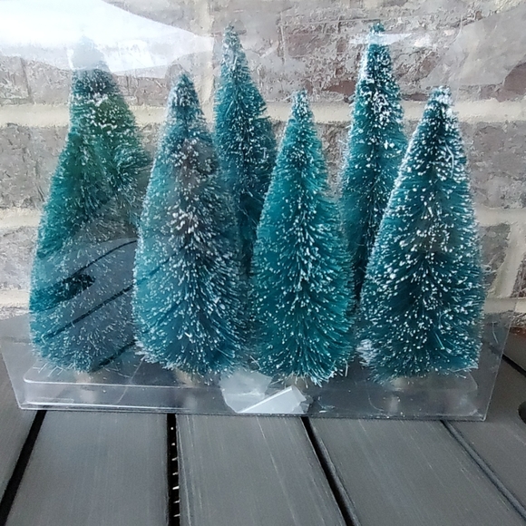 NWT  TINY TREASURES DECORATIVE MINI TREES - Picture 2 of 4